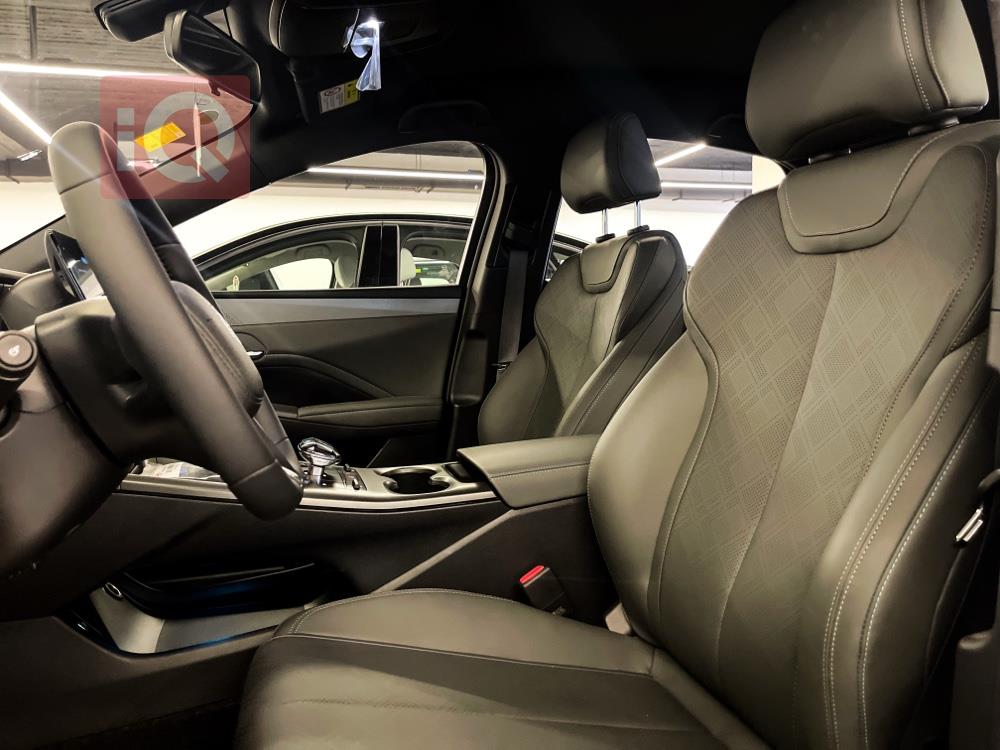 بي واي دي Qin Plus